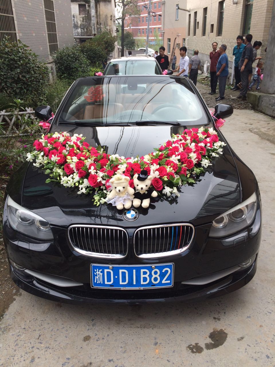 廈門(mén)婚車租賃公司_廈門(mén)哪里有婚車裝飾_廈門(mén)婚車裝飾去哪里