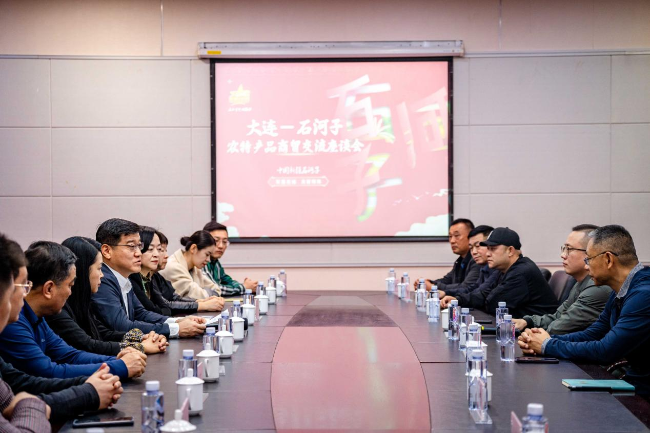_展銷(xiāo)、簽約、洽談、直播精彩不斷 “石河子參展團(tuán)”火出了圈_展銷(xiāo)、簽約、洽談、直播精彩不斷 “石河子參展團(tuán)”火出了圈