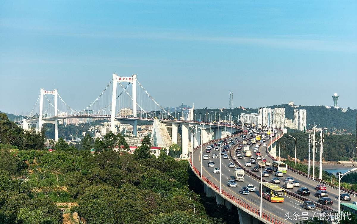廈門(mén)裝修噪音擾民投訴電話_廈門(mén)裝修多少錢(qián)一平方_廈門(mén)ktv裝修