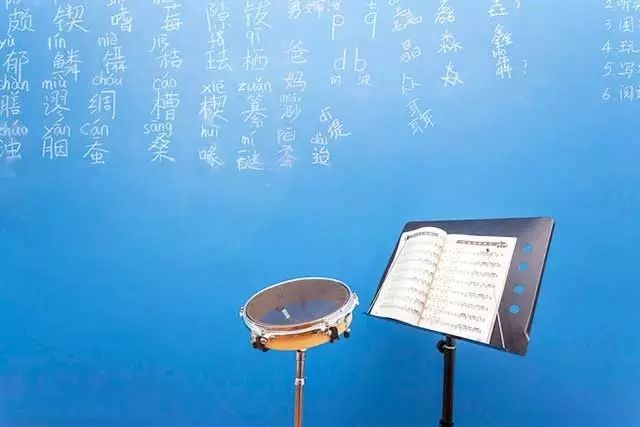 廈門(mén)美式設(shè)計(jì)風(fēng)格裝修_廈門(mén)美式餐廳酒吧_廈門(mén)室內(nèi)裝修風(fēng)格