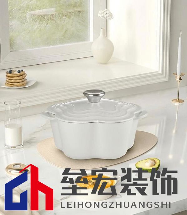 酷彩LE CREUSET鑄鐵鍋京東獨家首發(fā)!下單即贈價值百元鍋鏟座